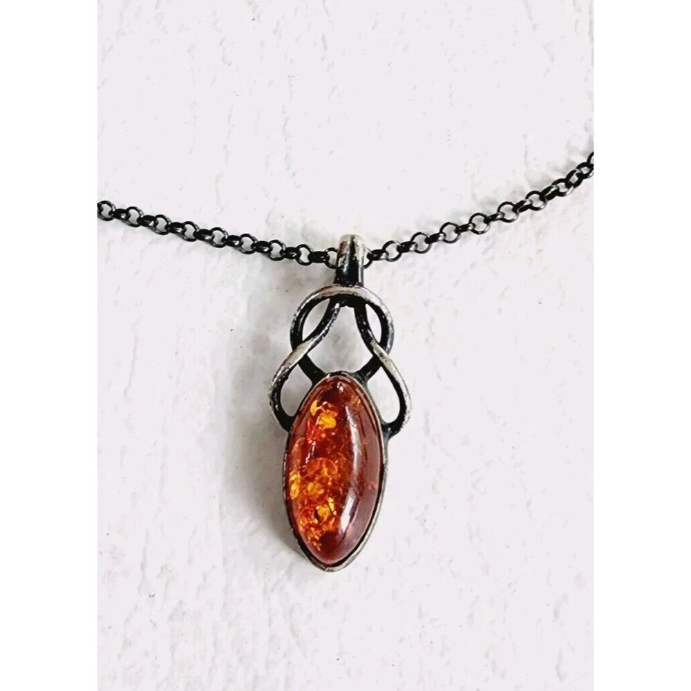 Beautiful Vintage Sterling Silver Celtic Knot & Amber Necklace 1" 5.04g